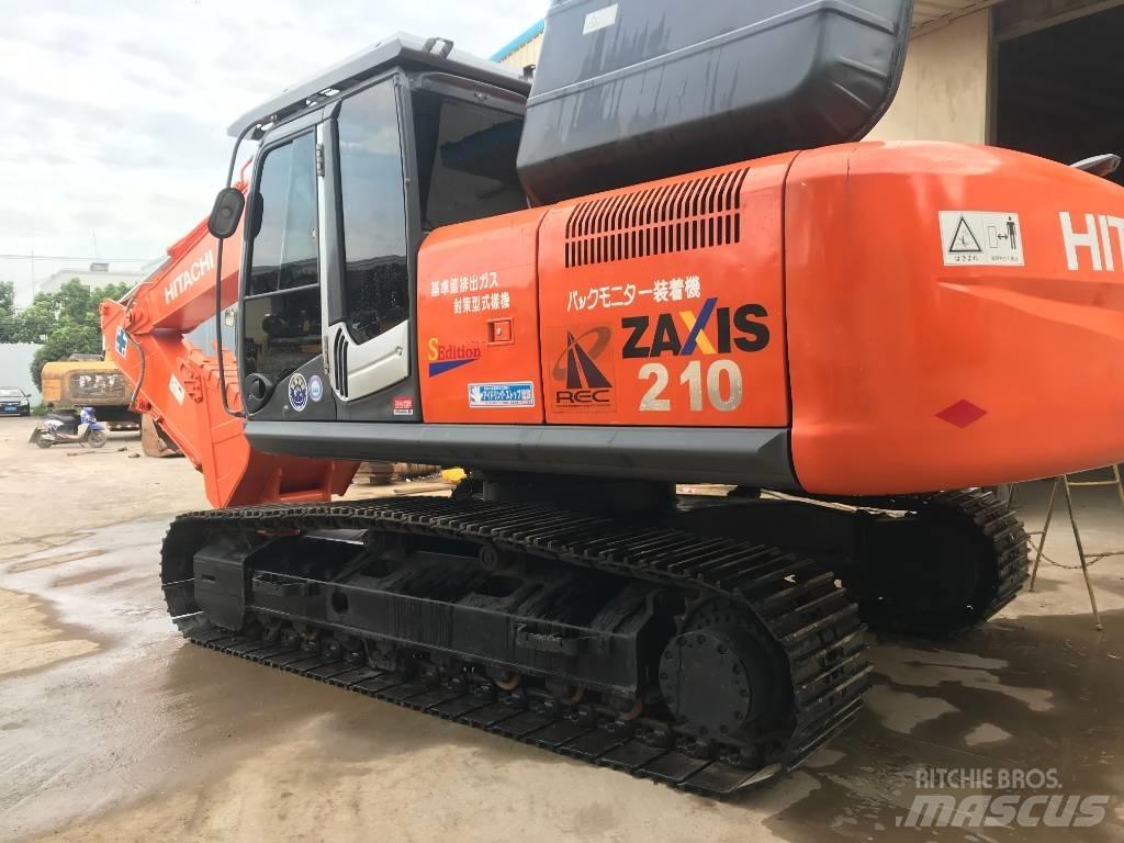 Hitachi ZX 210 대형 굴삭기 29톤 이상