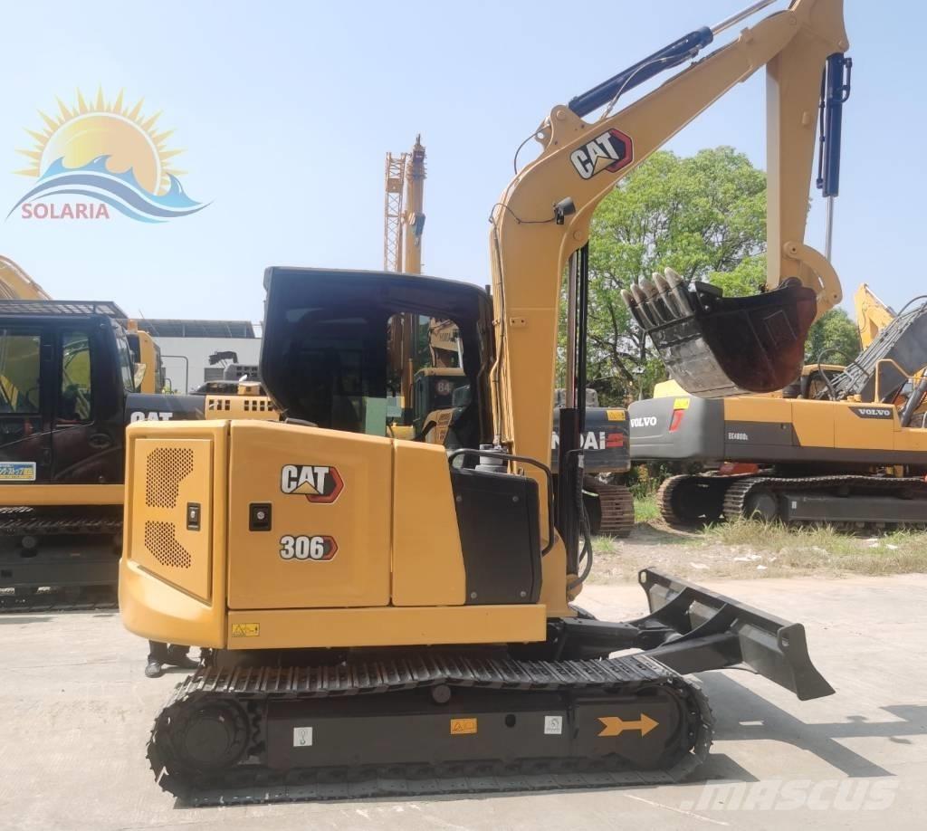 CAT 306 소형 굴삭기 7톤 미만