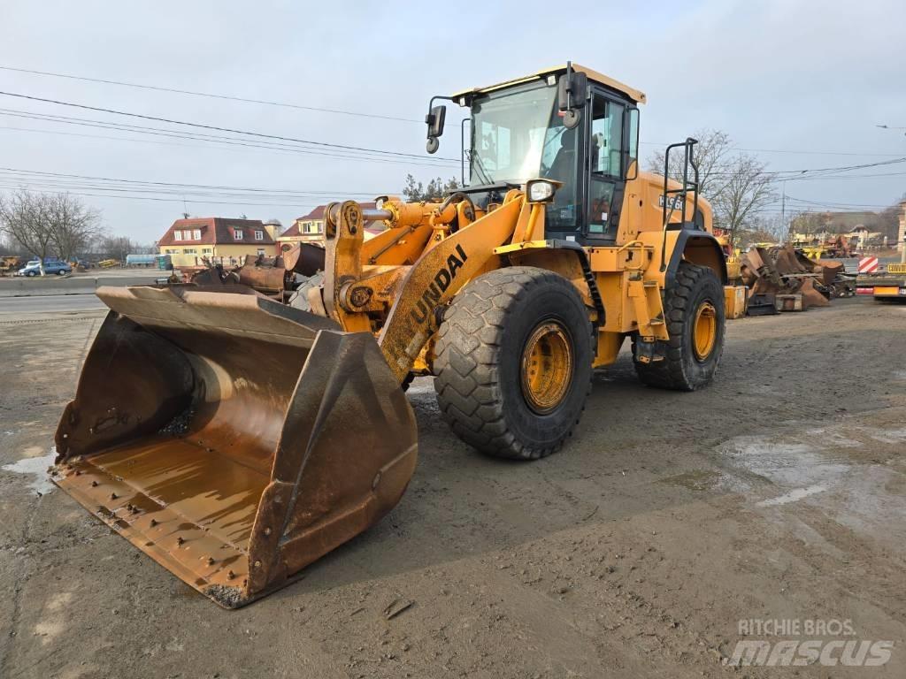 Hyundai HL 960  휠로우더