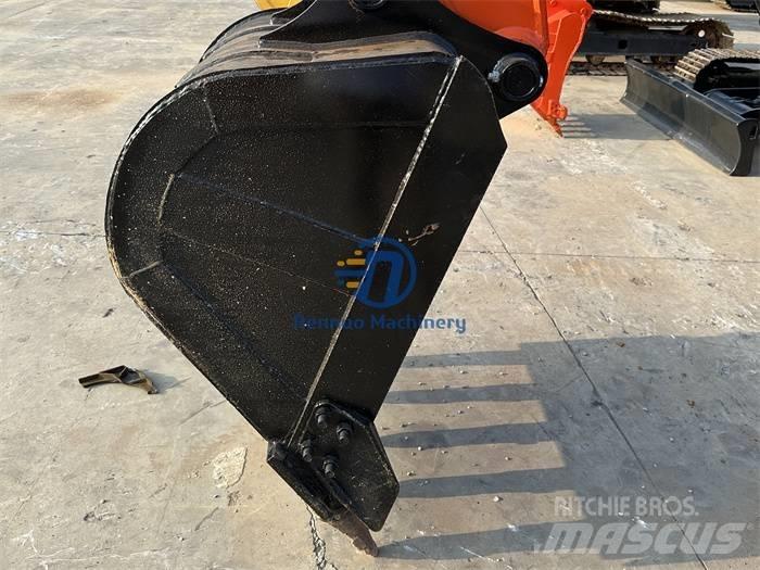 Hitachi ZX 120 대형 굴삭기 29톤 이상