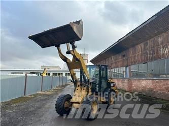 CAT 906  휠로우더