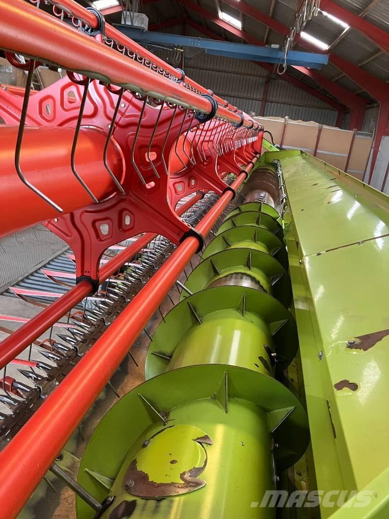 Claas 650 콤바인 수확기