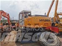 Hyundai R130WD  휠 굴삭기