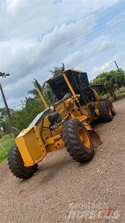 Volvo G 930 그레이더