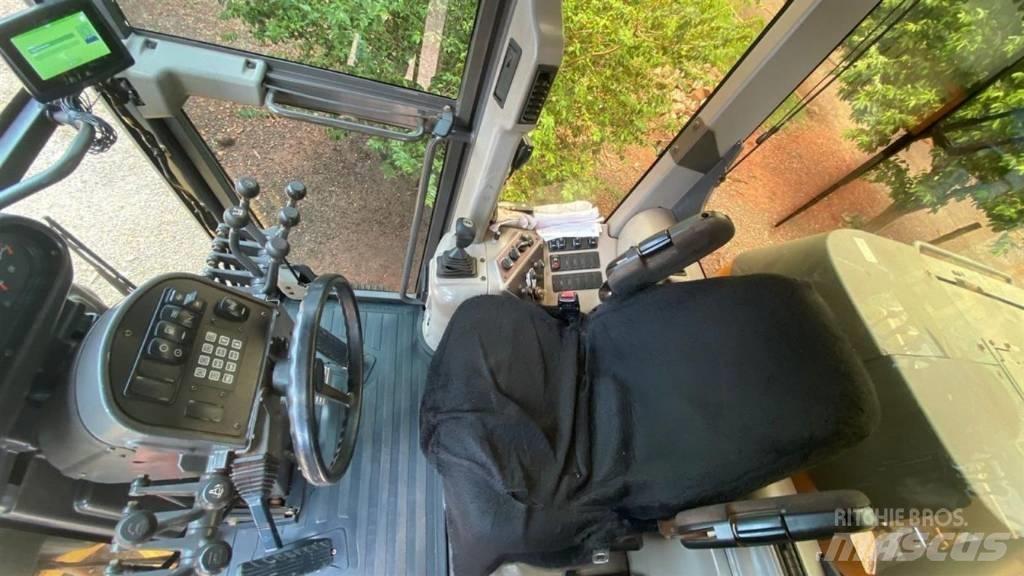 Volvo G 930 그레이더