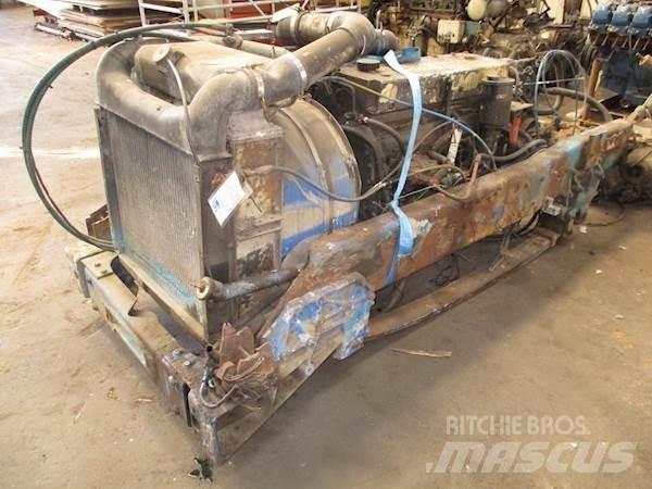Cummins L10-325 엔진