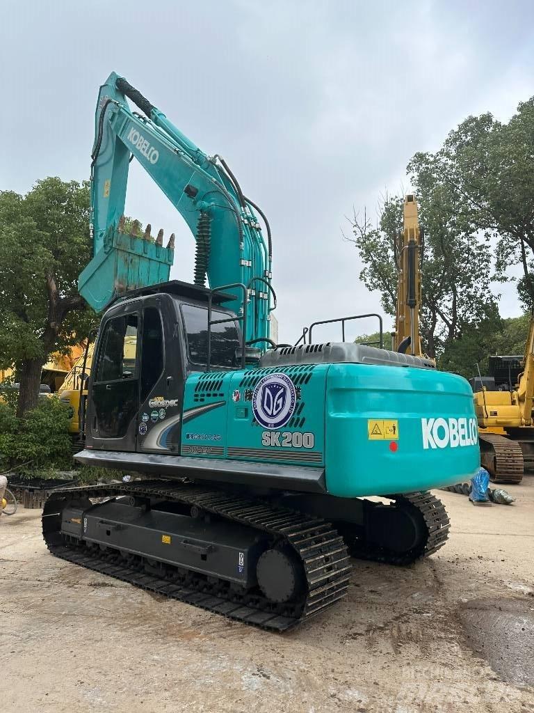 Kobelco SK 200 대형 굴삭기 29톤 이상