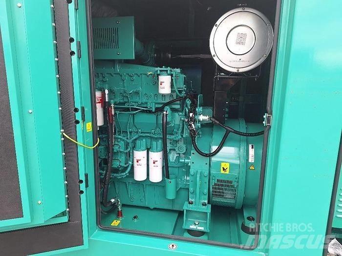 Cummins C900D5 디젤 발전기