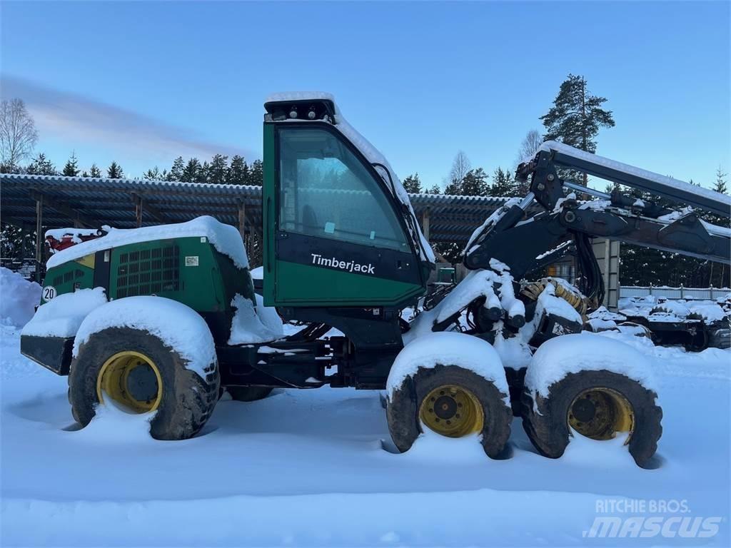 Timberjack 1070 원목 하베스터