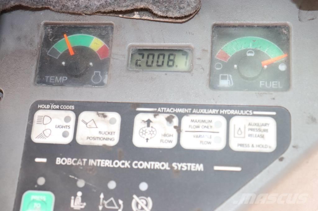 Bobcat S 130 미니 로더