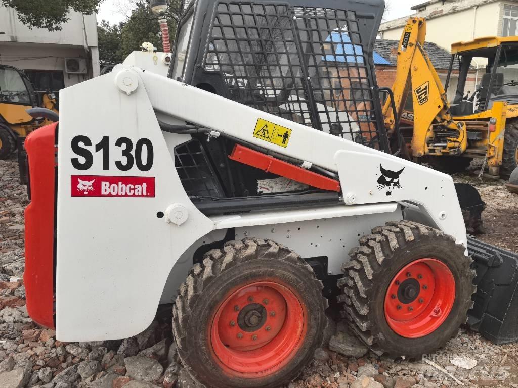 Bobcat S 130  스키드로더