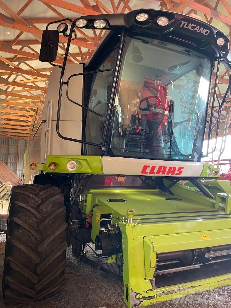 CLAAS Tucano 440 콤바인 수확기
