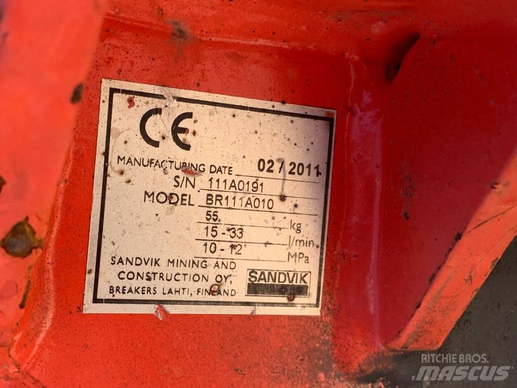 Sandvik BR111A010 브레이커