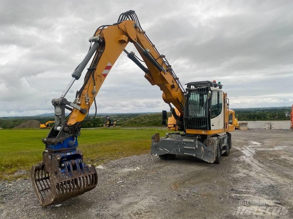 Liebherr LH22 대형 굴삭기 29톤 이상