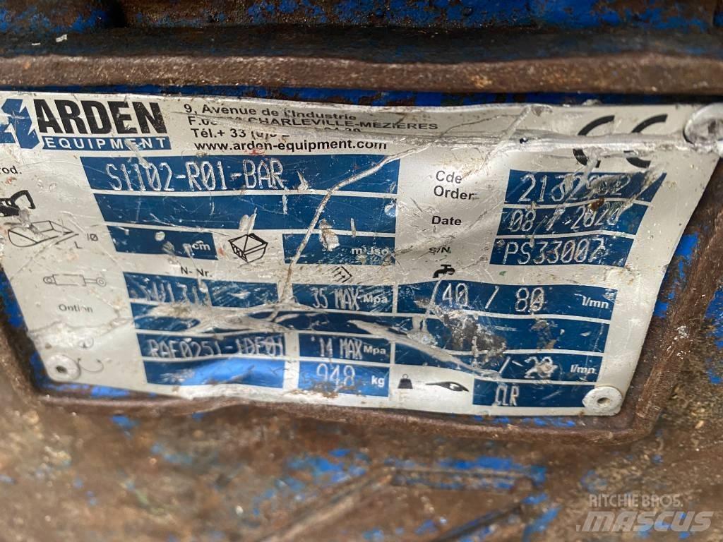 Liebherr LH22 대형 굴삭기 29톤 이상