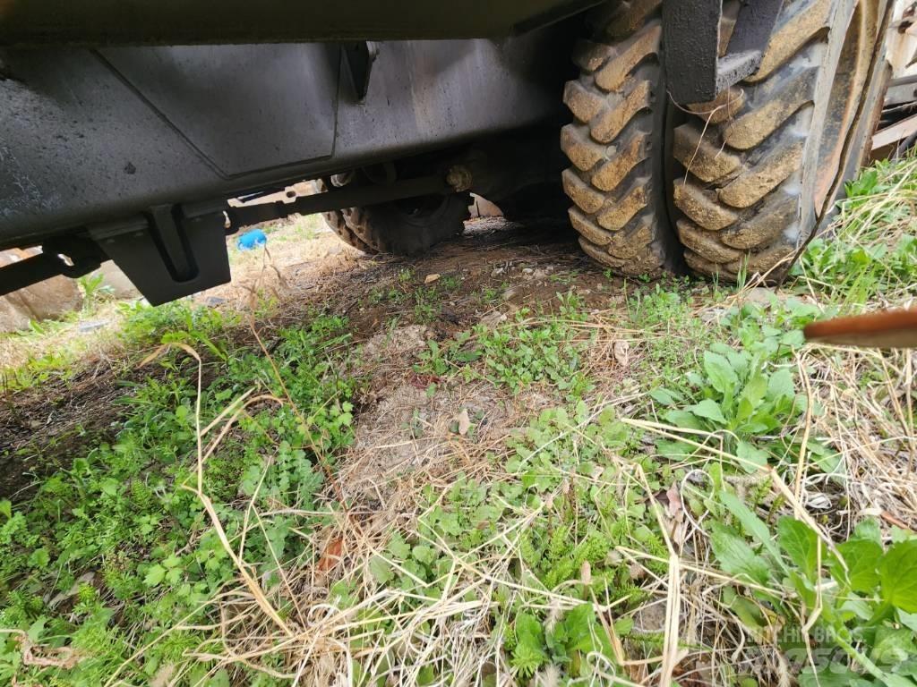 Hyundai ROBEX 2000W  휠 굴삭기