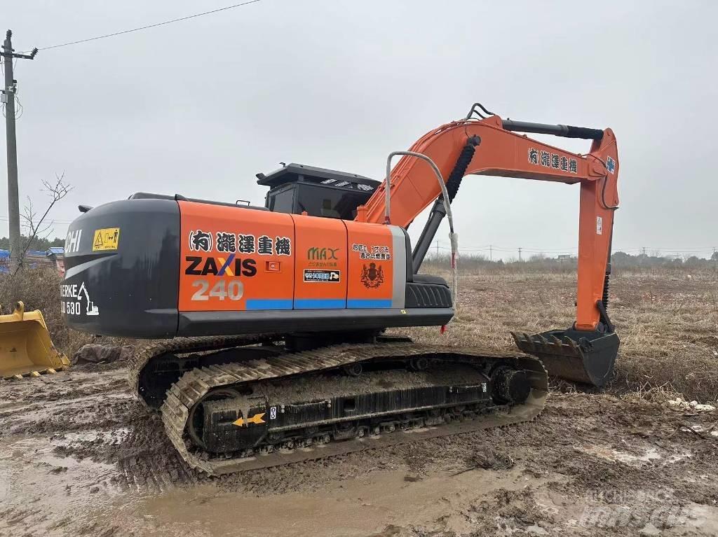 Hitachi ZX 240 대형 굴삭기 29톤 이상
