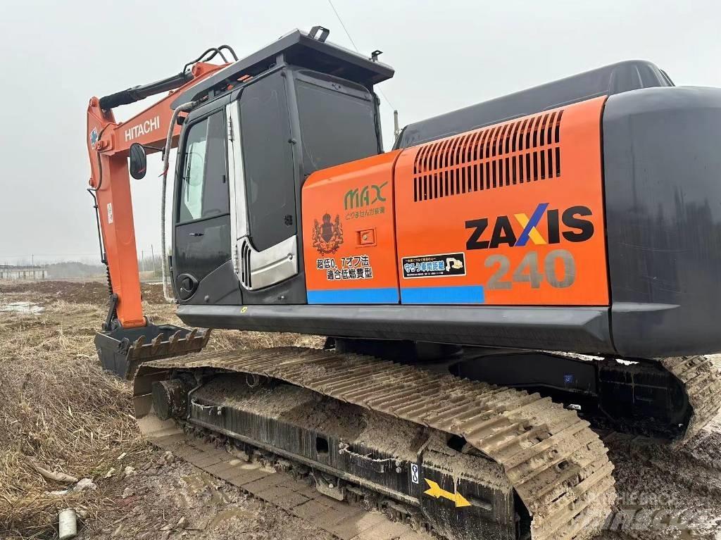 Hitachi ZX 240 대형 굴삭기 29톤 이상
