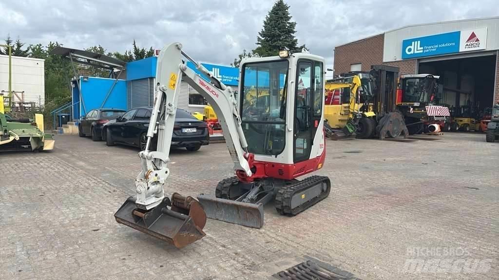 Takeuchi TB216 A 소형 굴삭기 7톤 미만