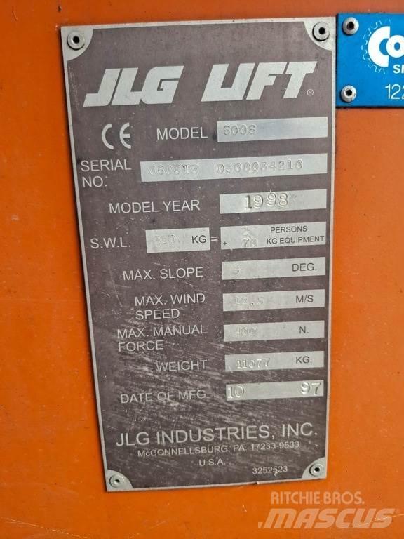 JLG 600s 견인식 전동이동 리프트