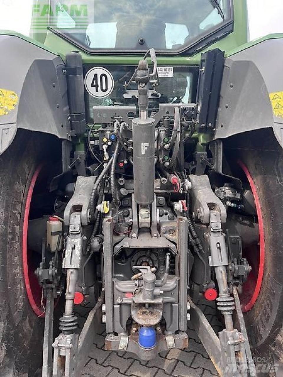 Fendt 828 트랙터
