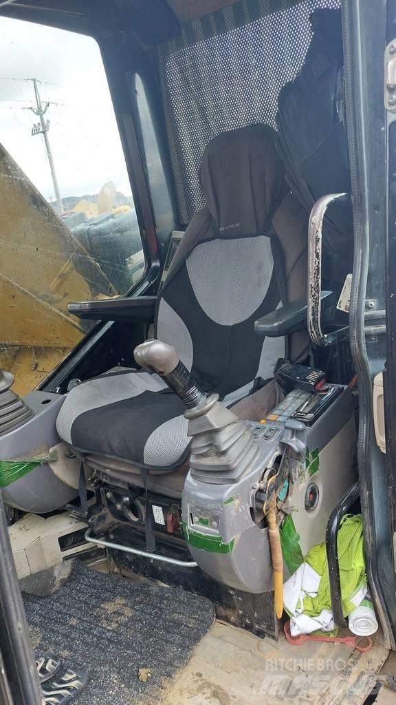 CAT 321 LCR 대형 굴삭기 29톤 이상