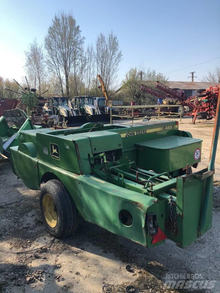 John Deere 459 각형 곤포기