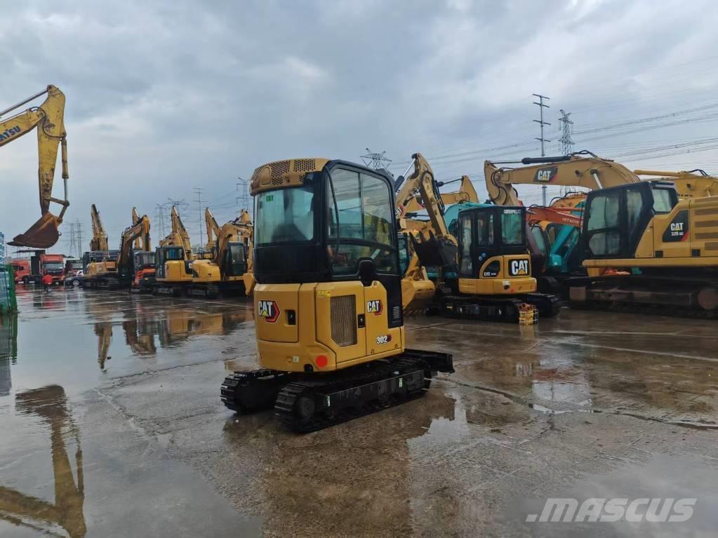CAT 302 CR 소형 굴삭기 7톤 미만