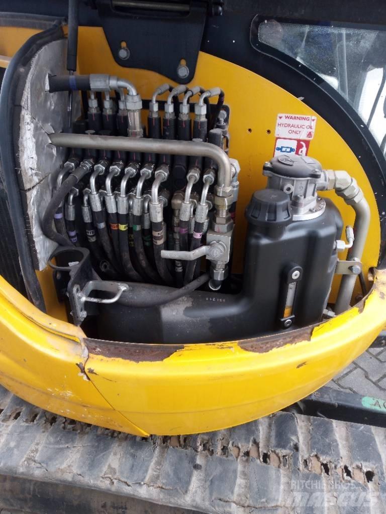 JCB 8030 소형 굴삭기 7톤 미만