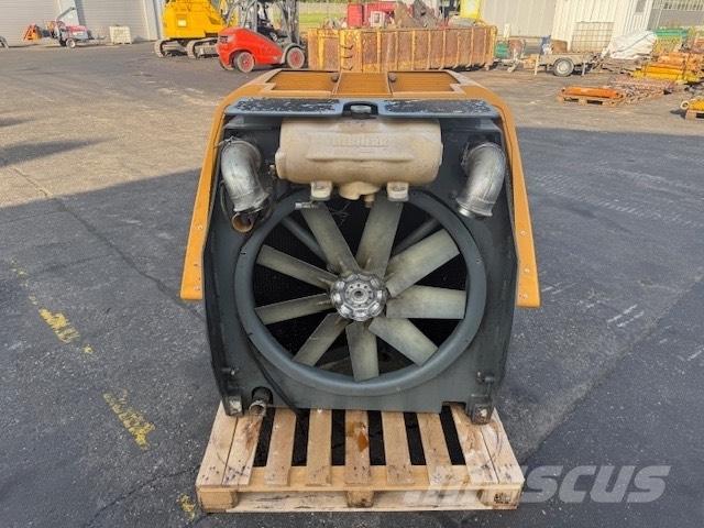 Liebherr L 556 라디에이터