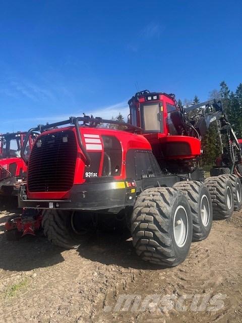 Komatsu 931 XC 원목 하베스터