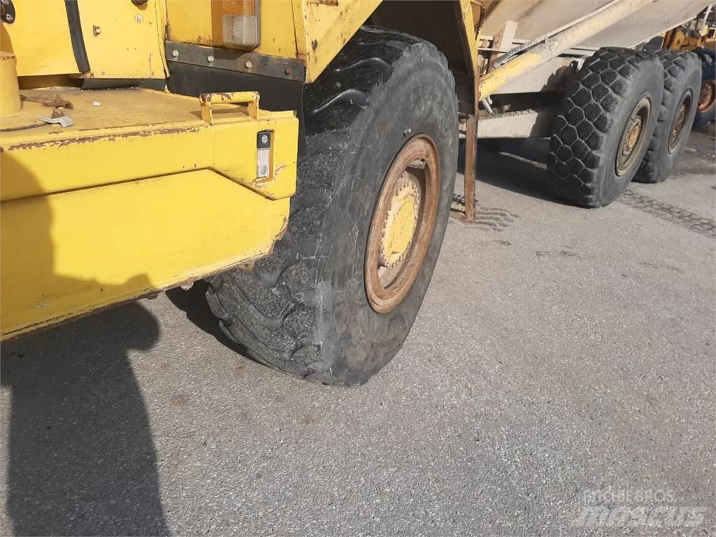 Volvo A25B 6x6 연결식 홀러