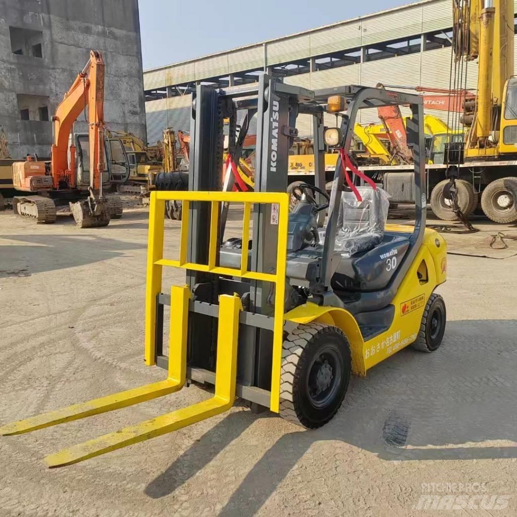 Komatsu FD 30 디젤 지게차