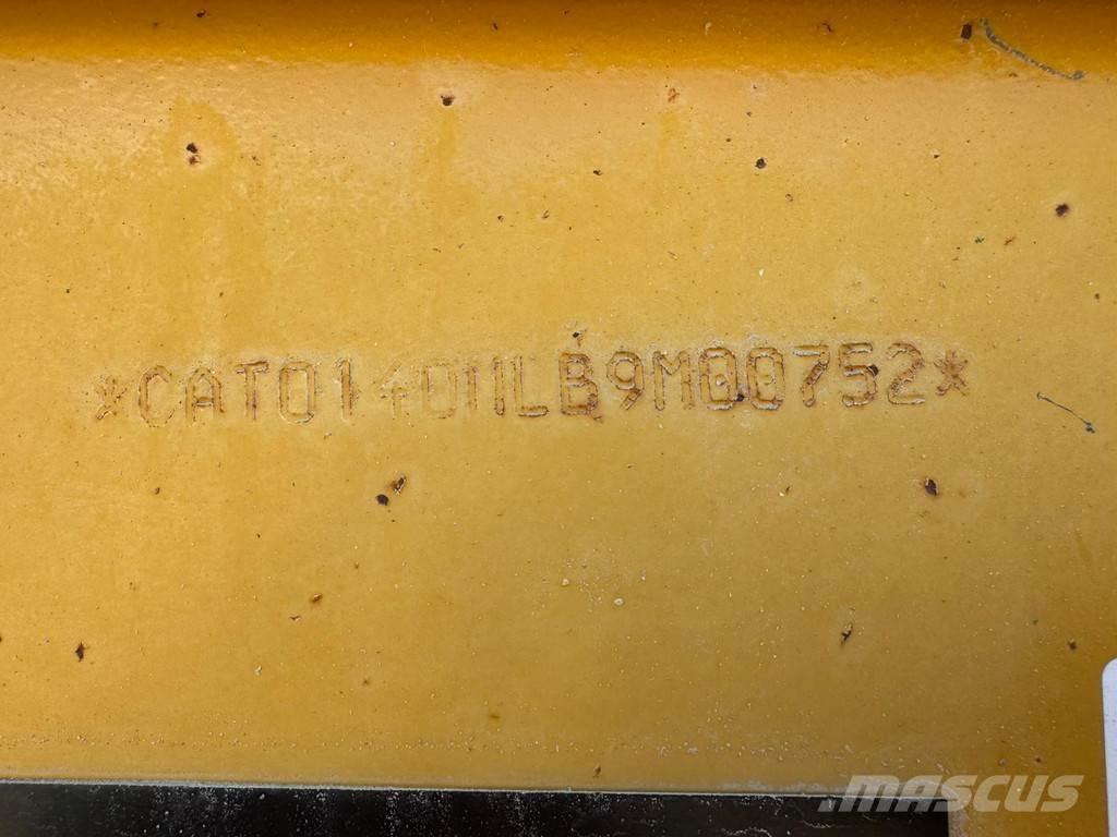 CAT 140M 그레이더