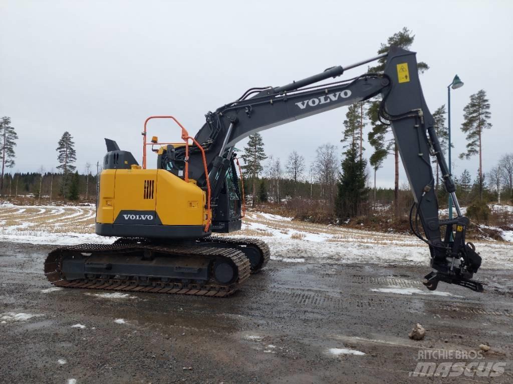 Volvo ECR 145 EL 대형 굴삭기 29톤 이상