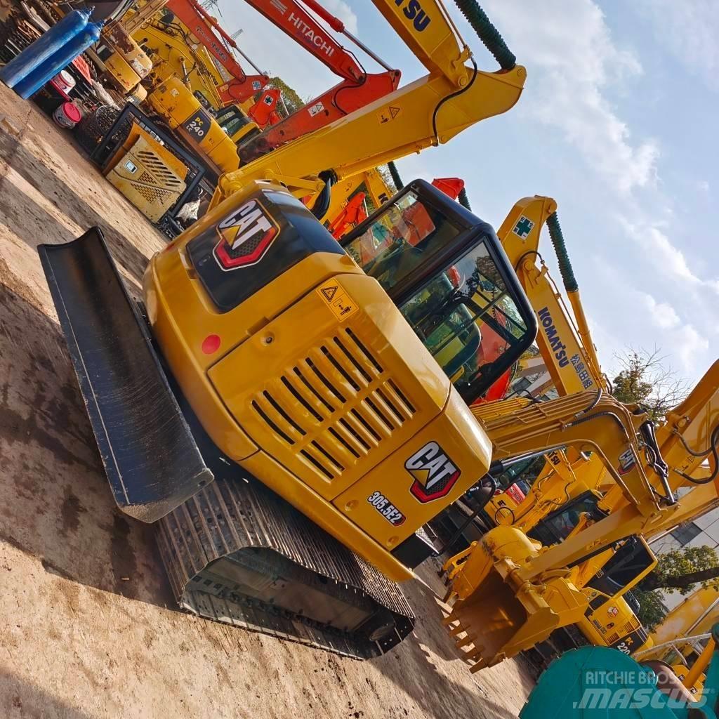 CAT 305.5 E 소형 굴삭기 7톤 미만