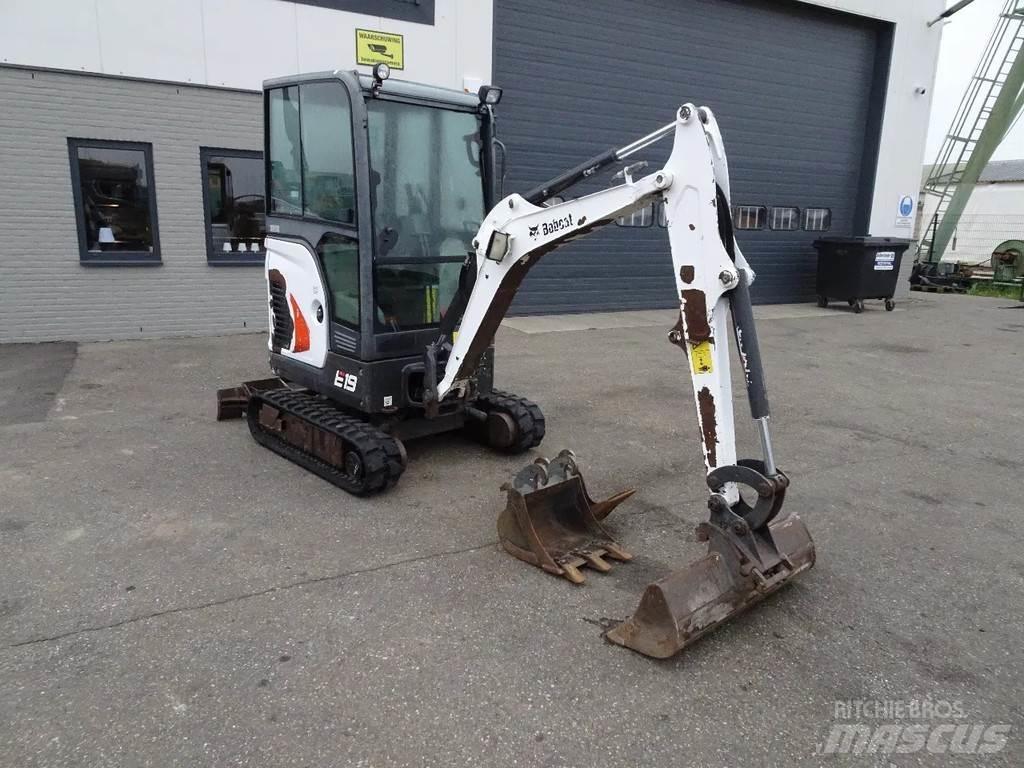 Bobcat E19 소형 굴삭기 7톤 미만