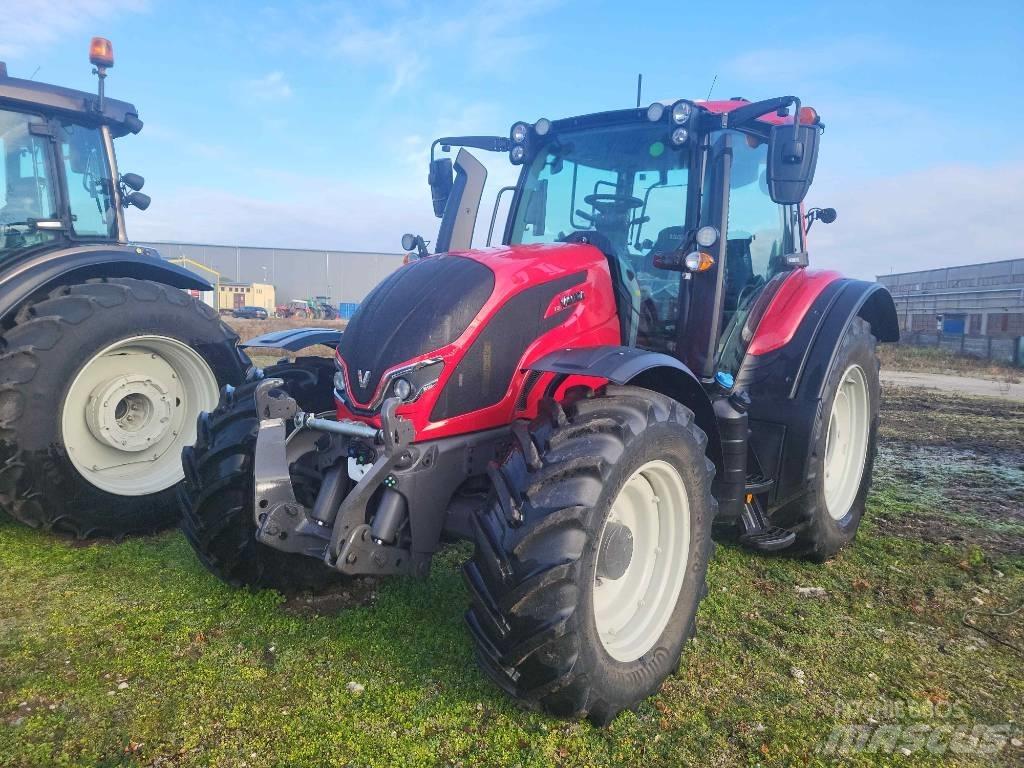 Valtra N 155 Versu 트랙터