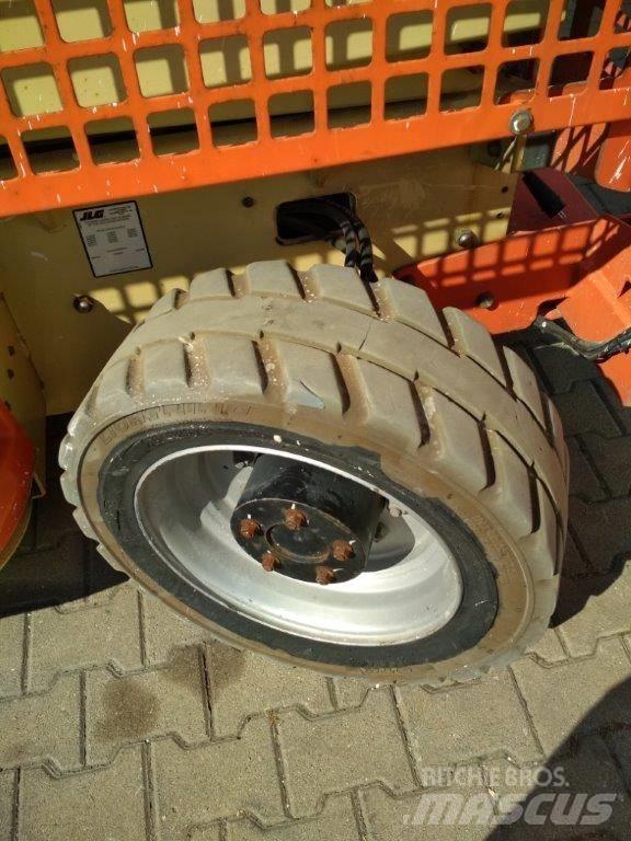 JLG M 4069 가위형 리프트