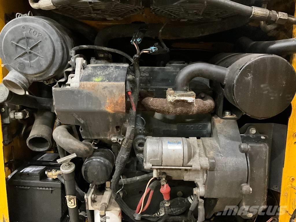 Bobcat S 70  스키드로더