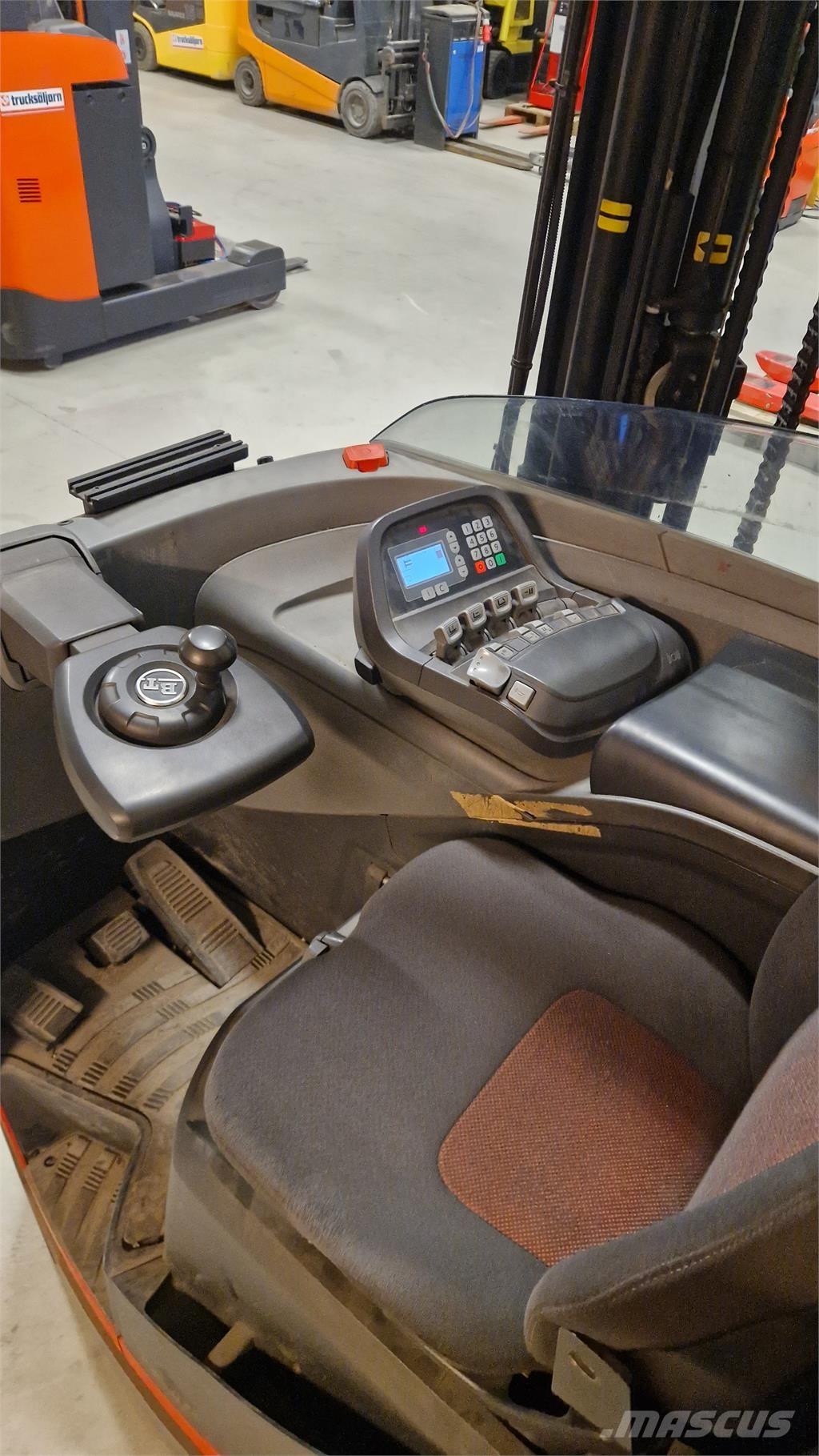 BT RRE160E 리치 트럭