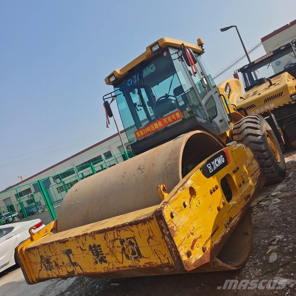 XCMG XS263J 싱글 드럼 롤러