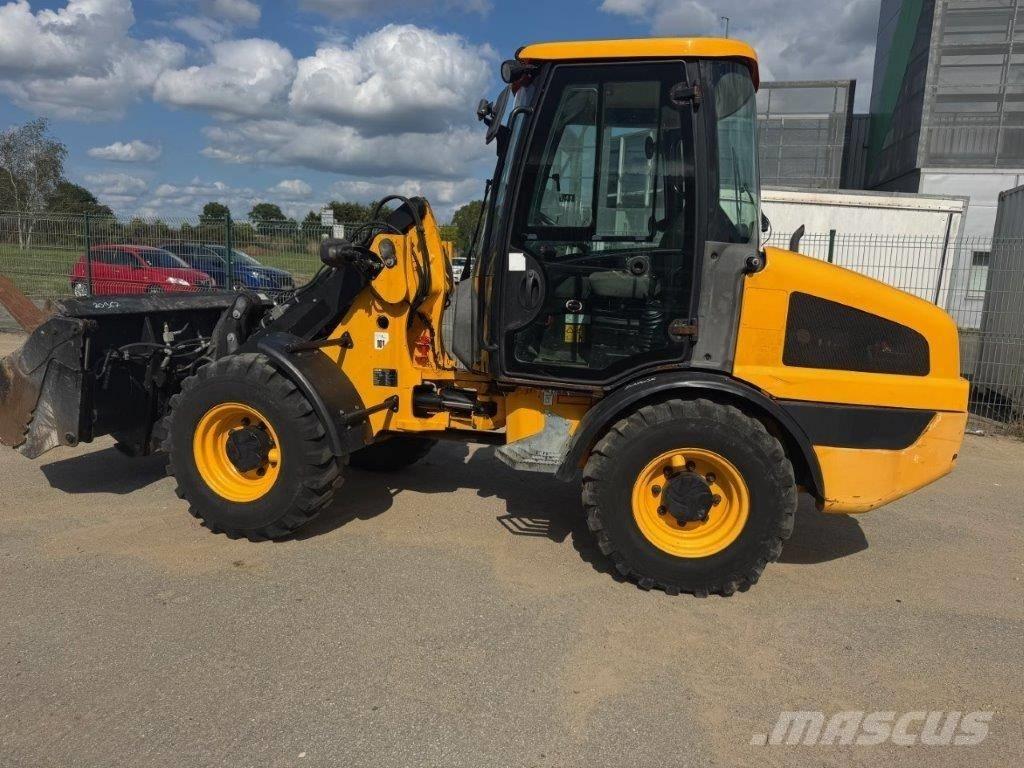 JCB 406 T4  휠로우더