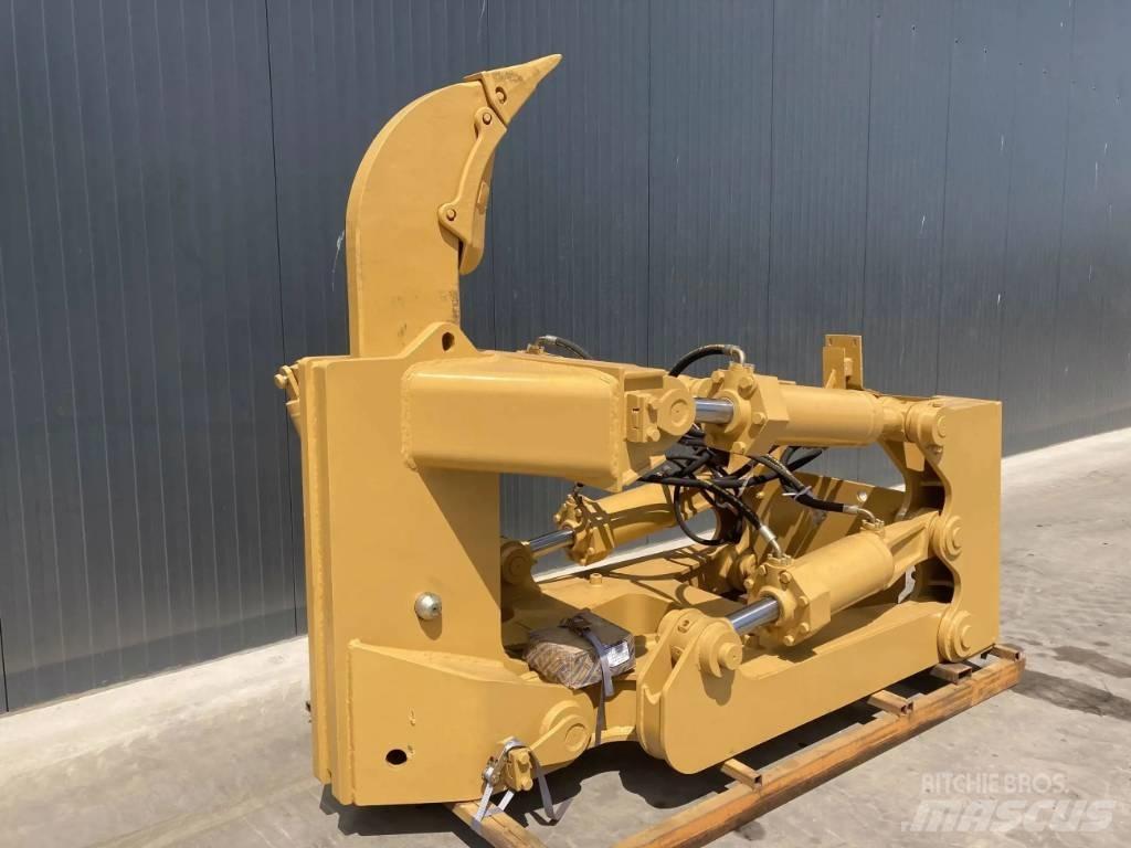 CAT D8R 스크레퍼