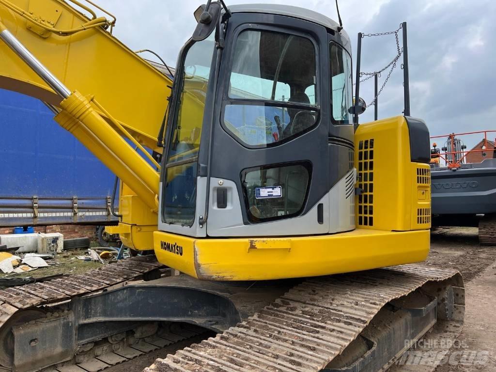 Komatsu PC 228 USLC 대형 굴삭기 29톤 이상