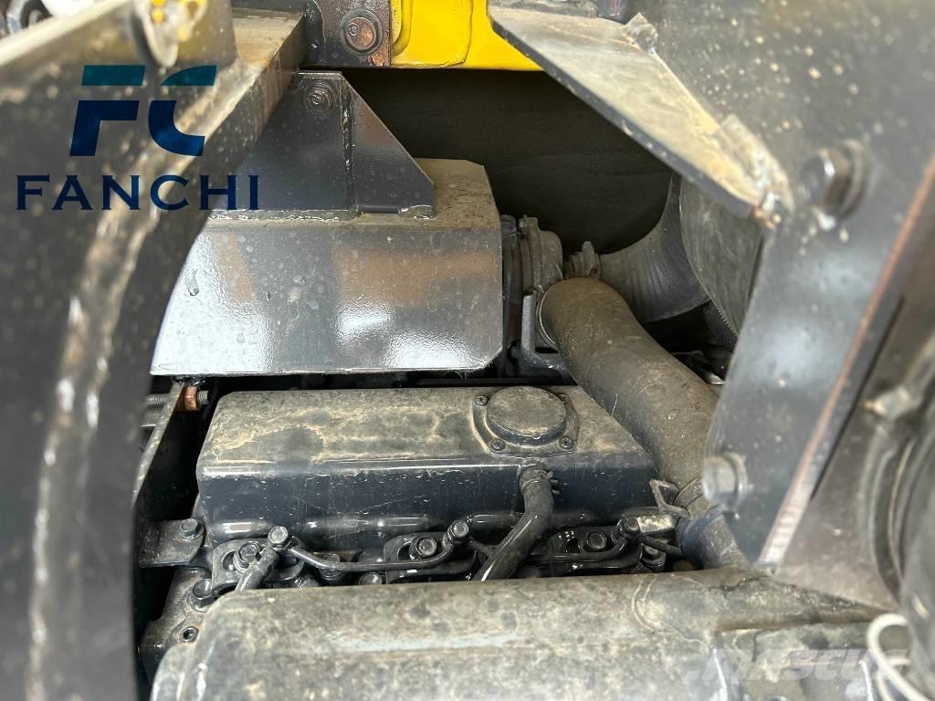 Komatsu PC 56-7 소형 굴삭기 7톤 미만