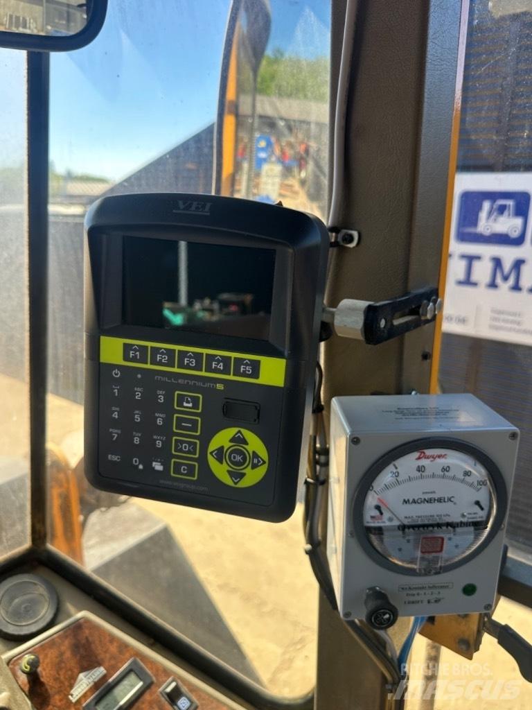Ljungby L 18  휠로우더