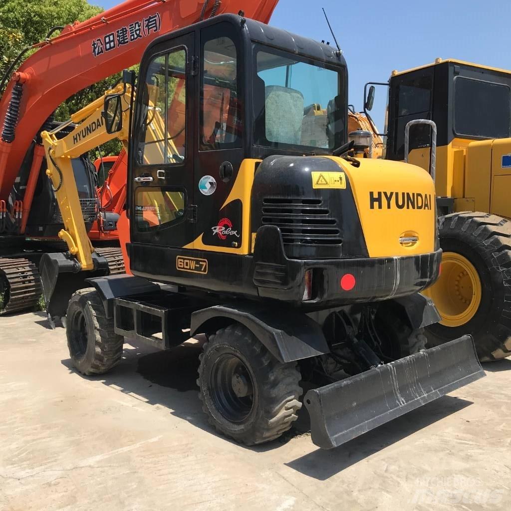 Hyundai 60 W  휠 굴삭기