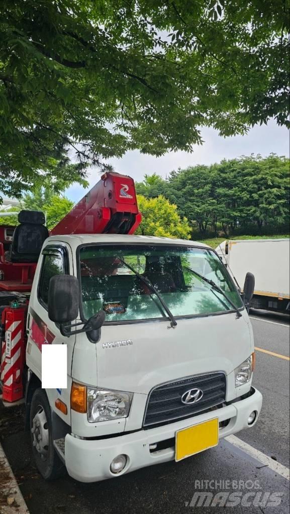 ReTech RGL300L 트럭 탑재 고소작업대
