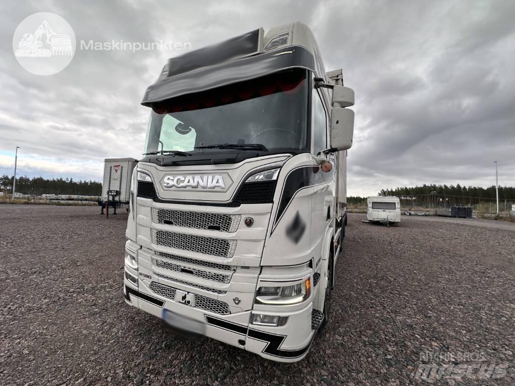Scania R 580 컨테이너 트럭